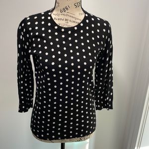 Black and white polka dot 3/4 sleeve sweater